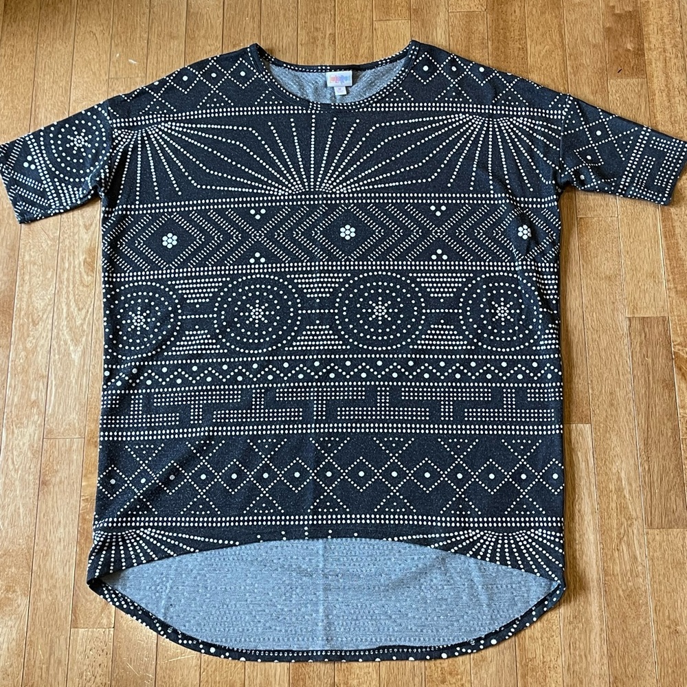EUC LulaRoe Irma size M